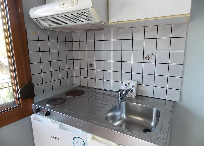 Kentia Skála Marión